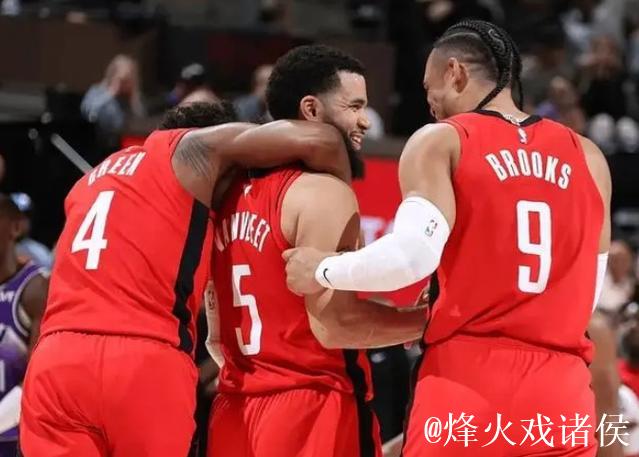 火箭与AJ-格里芬达成买断协议，后者将暂时离开篮球赛场